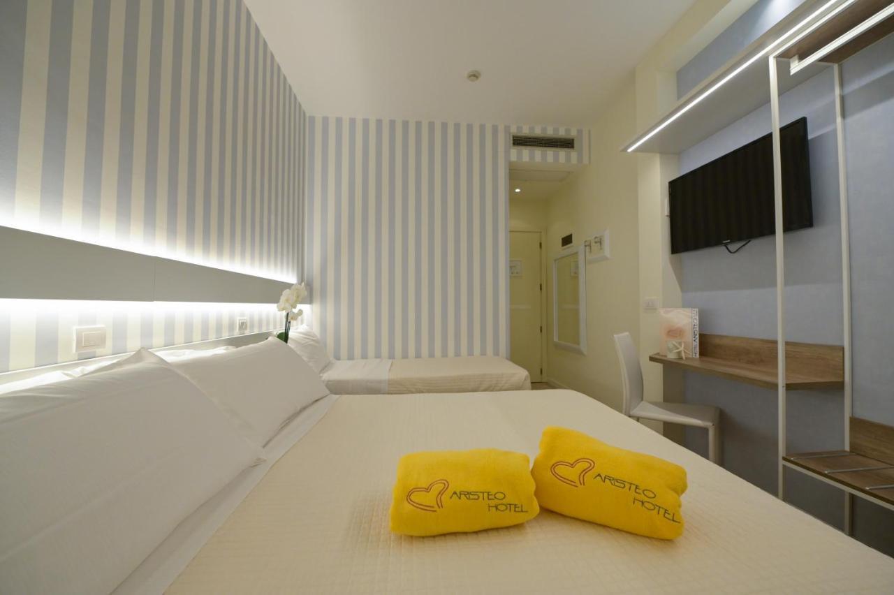 Hotel Aristeo Rimini Exterior photo