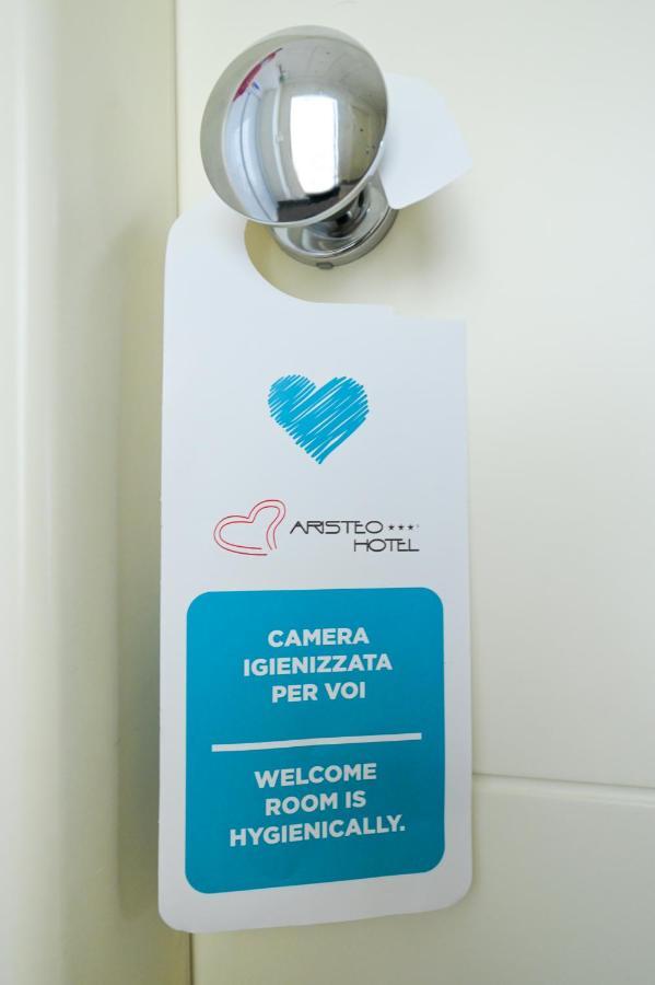 Hotel Aristeo Rimini Exterior photo